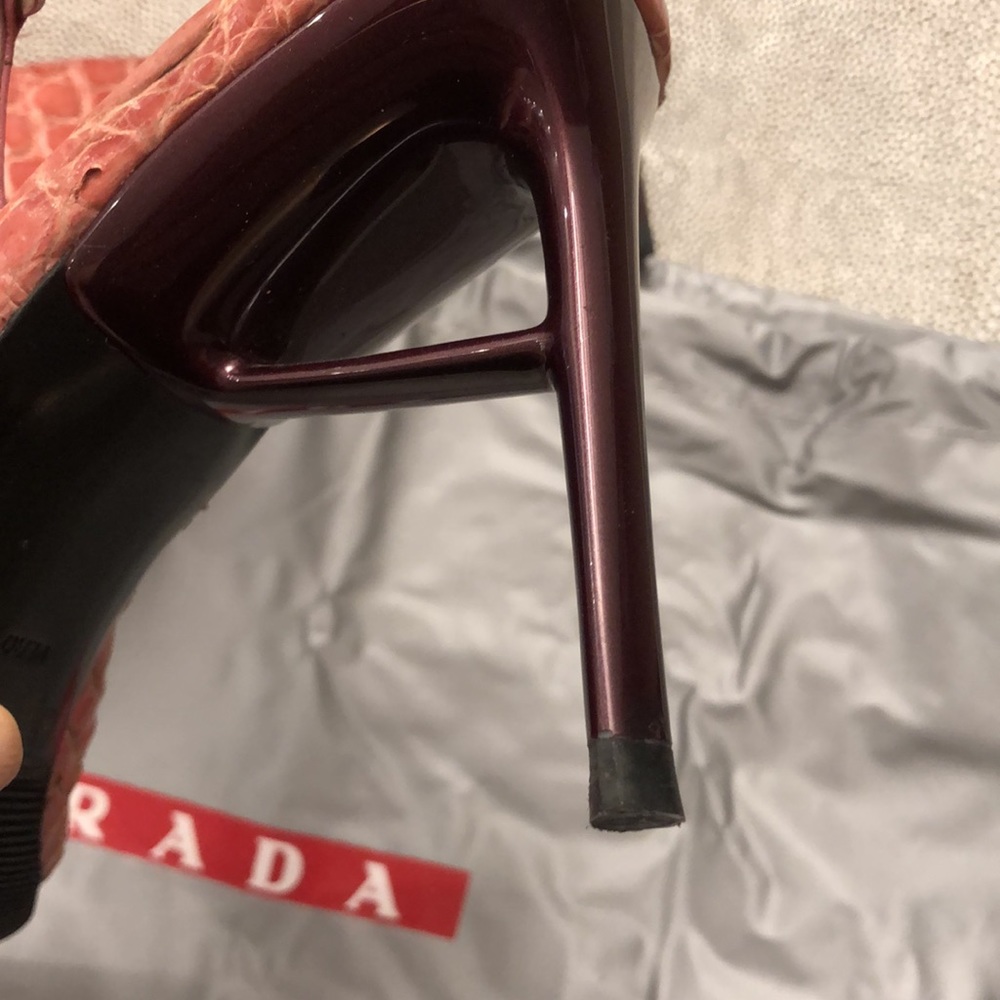 PRADA 35.5 GENUINE ALLIGATOR CROC  Pink Sandals 3” heel, bottom new, dust bag - Picture 6 of 12